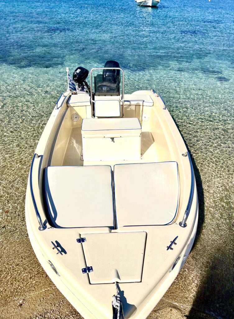 Rent a Boat Mykonos perfect fot private beaches and island hopping.