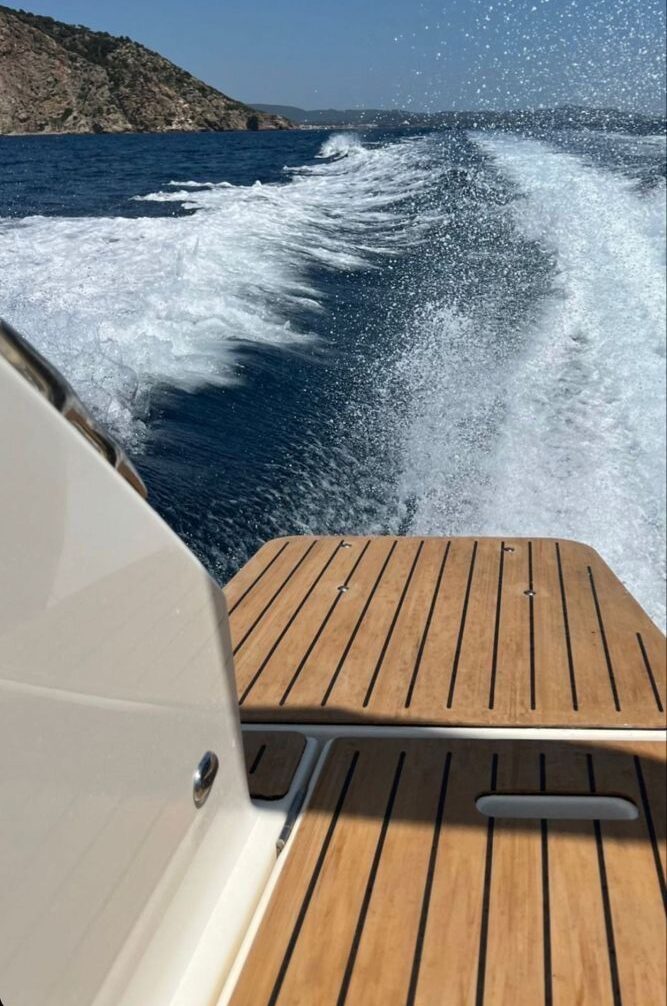 Small Group Boat Tour Mykonos