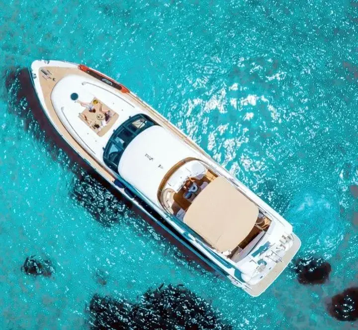 Luxury Yacht Charter in Mykonos