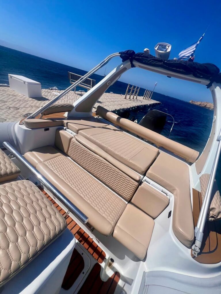 rent a boat Mykonos